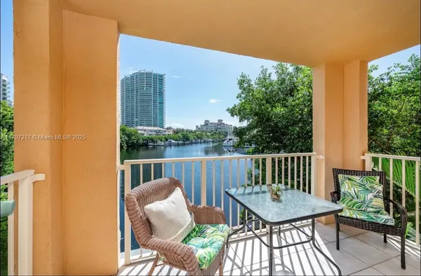 $3,800 | 19999 East Country Club Drive, Unit 1202, Aventura, FL 33180