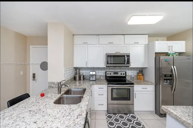 $3,800 | 19999 East Country Club Drive, Unit 1202, Aventura, FL 33180