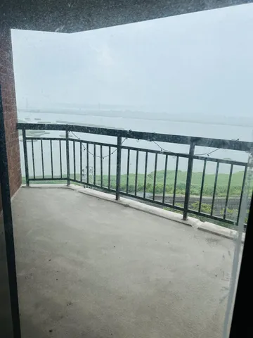 $2,175 | 1040 Harmon Cove Tower, Secaucus, NJ 07094