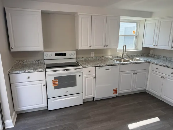 $1,280 | 4454 University Drive, Ooltewah, TN 37363