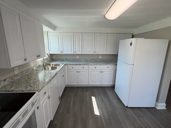 $1,280 | 4454 University Drive, Ooltewah, TN 37363