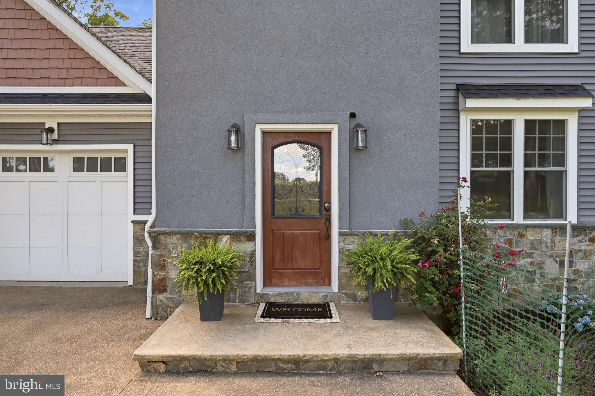 2251 Hunting Ridge Road Winchester, VA 22603 - Photo 6 of 63 Front Door