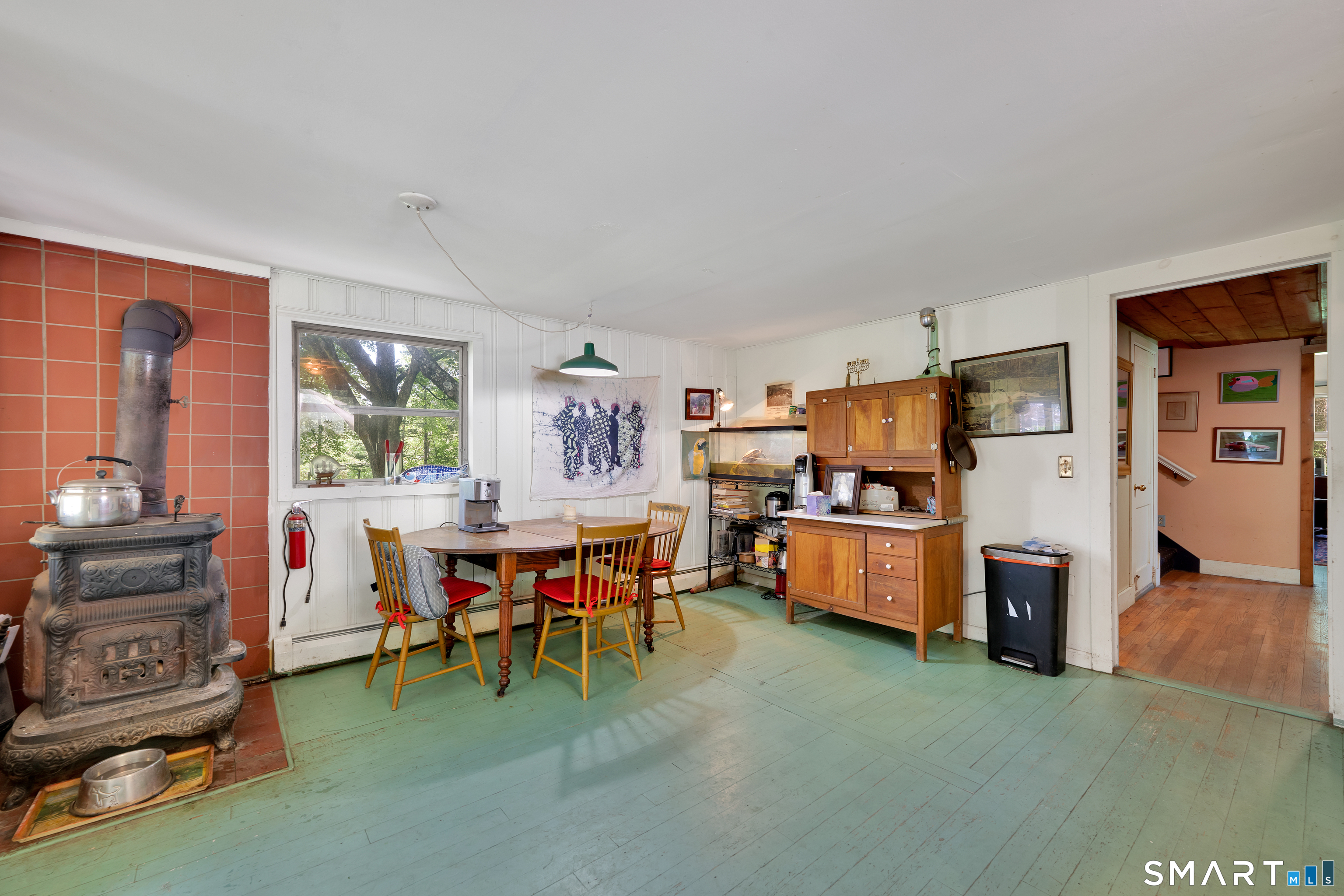 231 B Kent Road Kent, CT 06757 - Photo 6 of 35 a dining room with furniture and a large window