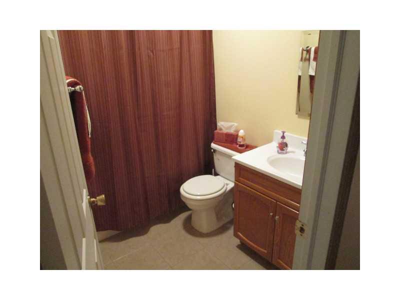 163 Chickadee Road Kittanning, PA 16201 - Photo 14 of 20 Full Bath. Hall way bath
