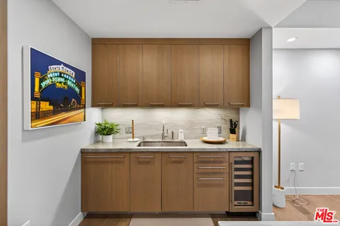 $12,500 | 1755 Ocean Avenue, Unit 702, Santa Monica, CA 90401