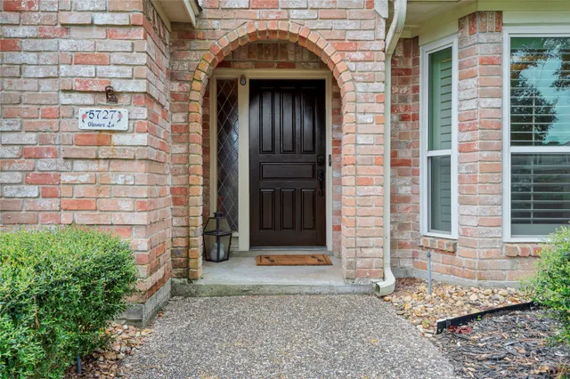 $363,000 | 5727 Glenmere Lane, Spring, TX 77379