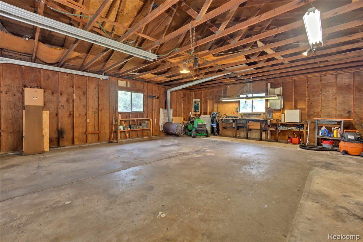 3003 Longview Avenue Rochester, MI 48307 - Photo 26 of 29