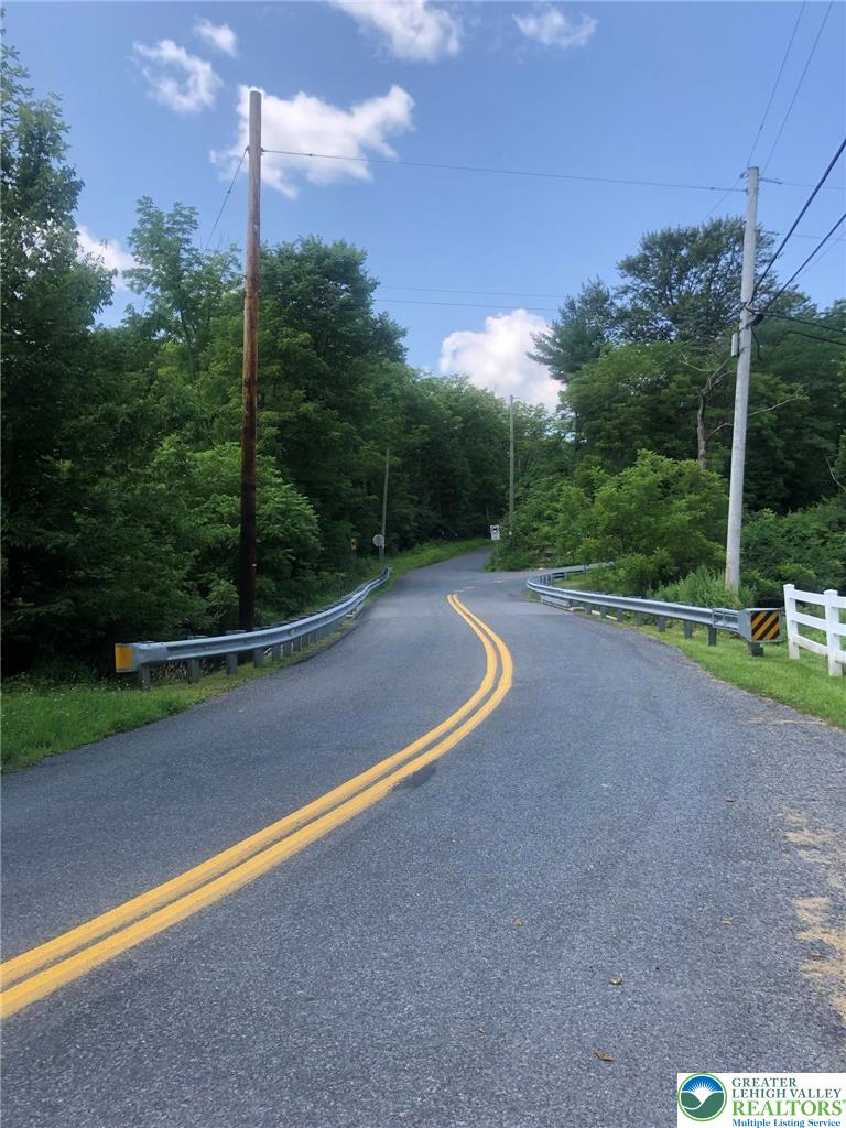 460 North Chestnut Street Bath, PA 18014 - Photo 6 of 11