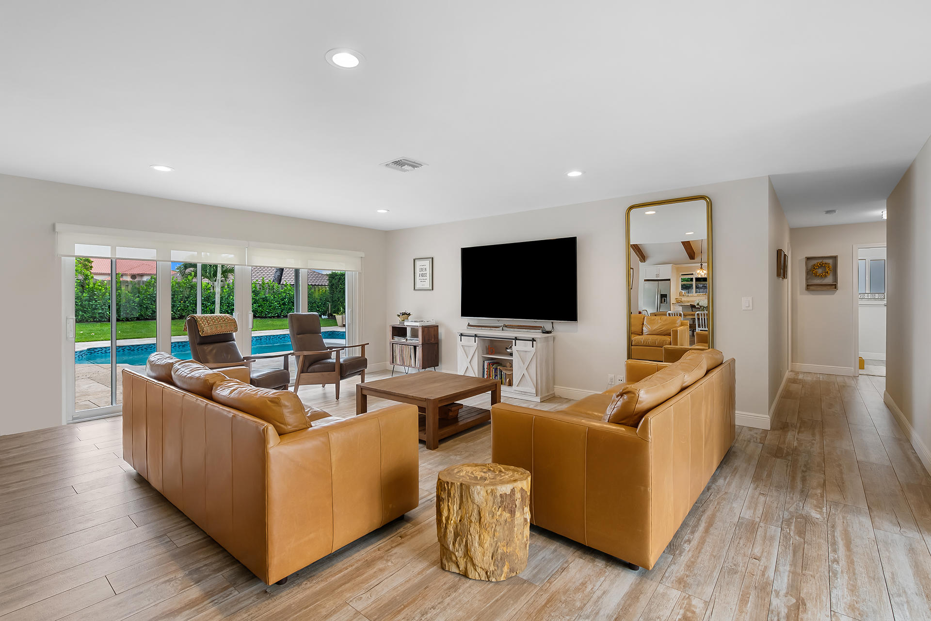 1560 Southwest 19th Street Boca Raton, FL 33486 - Photo 11 of 28 Living Area