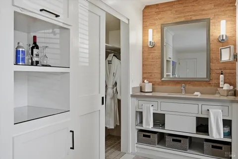 a view of a house with a big yard