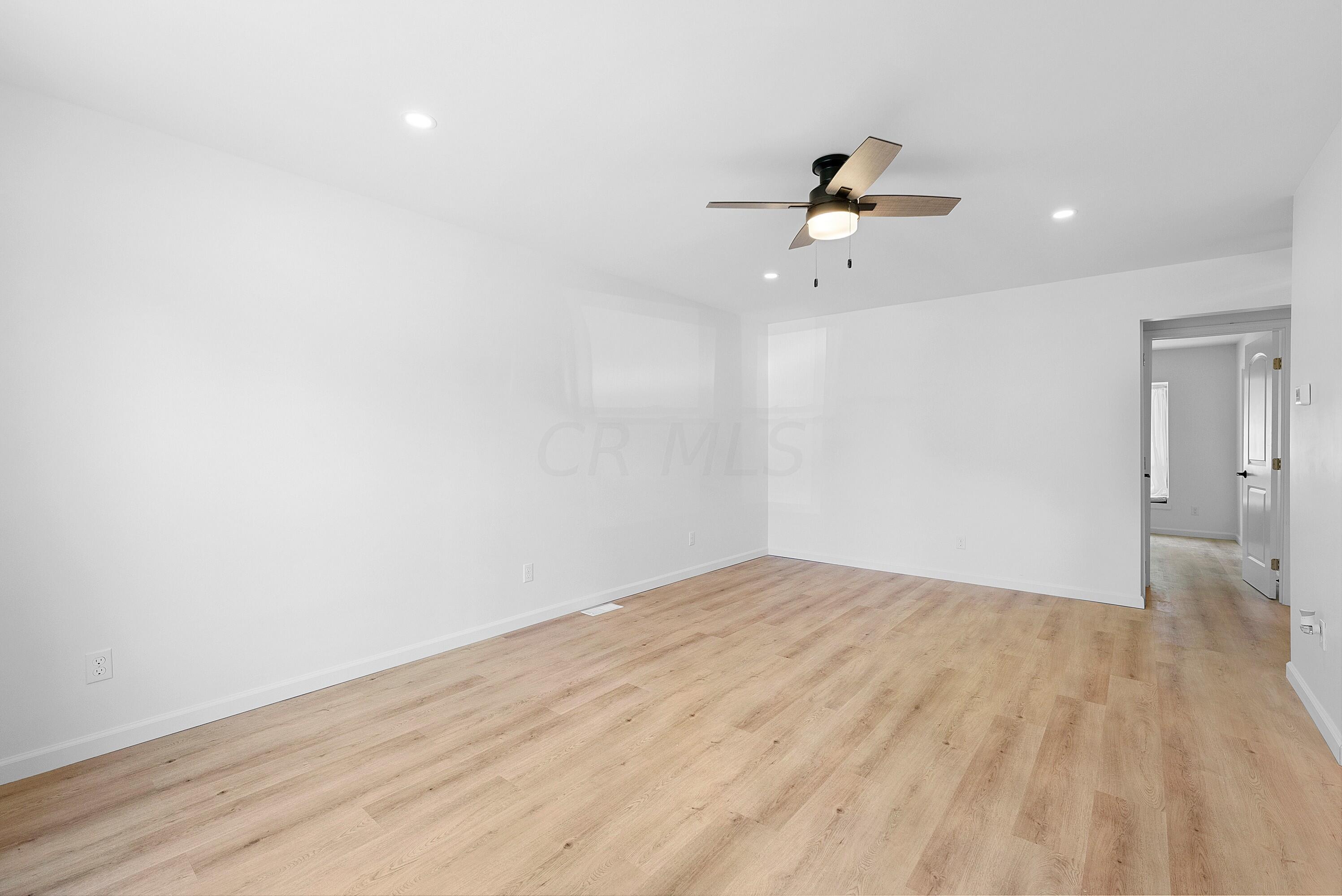 1633 McNaughten Road, Unit 1633A Columbus, OH 43232 - Photo 13 of 21 DSC00985