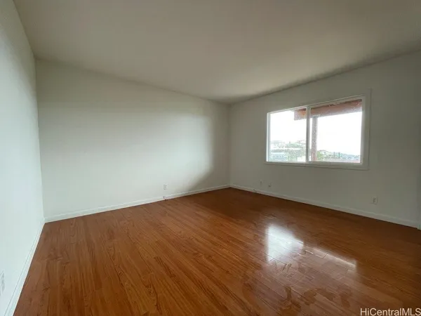 $2,800 | 1101 Kaluanui Road, Unit B, Honolulu, HI 96825