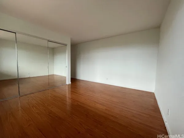 $2,800 | 1101 Kaluanui Road, Unit B, Honolulu, HI 96825