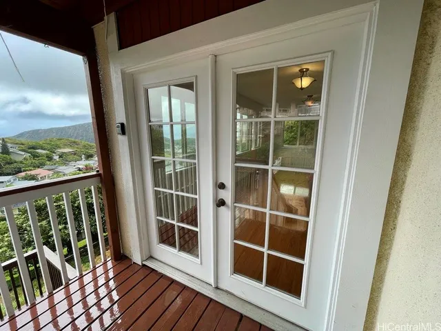 $2,900 | 1101 Kaluanui Road, Unit B, Honolulu, HI 96825