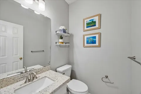 $415,000 | 806 Amber Bough Court, Houston, TX 77062