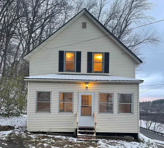 $139,000 | 428 Coventry Street, Newport, VT 05855