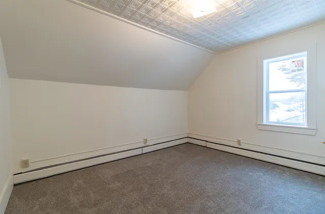 $150,000 | 428 Coventry Street, Newport, VT 05855