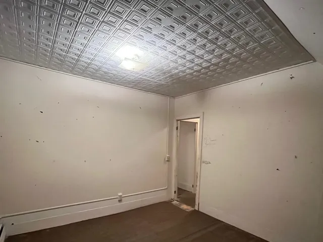 $139,000 | 428 Coventry Street, Newport, VT 05855