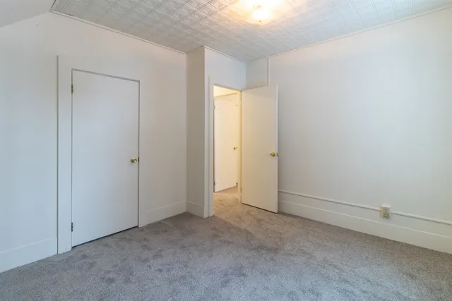 $150,000 | 428 Coventry Street, Newport, VT 05855