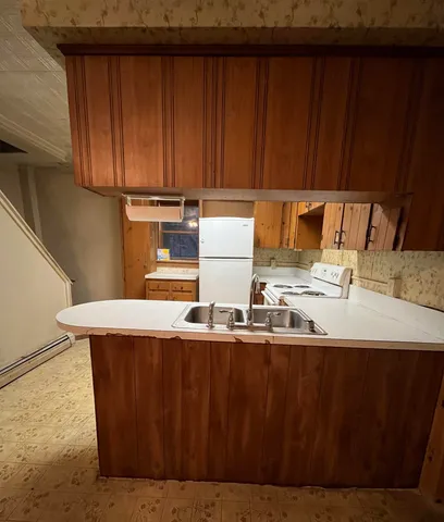 $139,000 | 428 Coventry Street, Newport, VT 05855