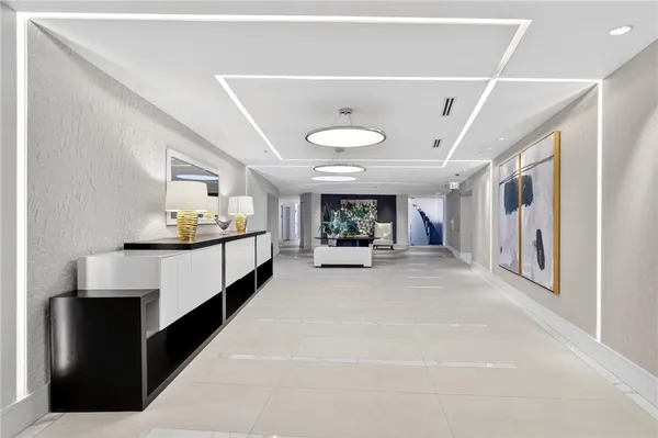 $380,000 | 3325 Piedmont Road Northeast, Unit 1808, Atlanta, GA 30305