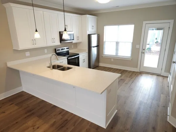 $1,600 | 719 Crestland Avenue, Unit B2, Murfreesboro, TN 37130