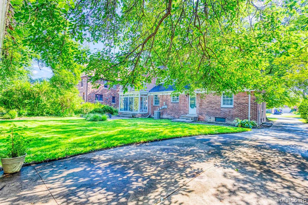 928 Pemberton Road Grosse Pointe Park, MI 48230 - Photo 25 of 29