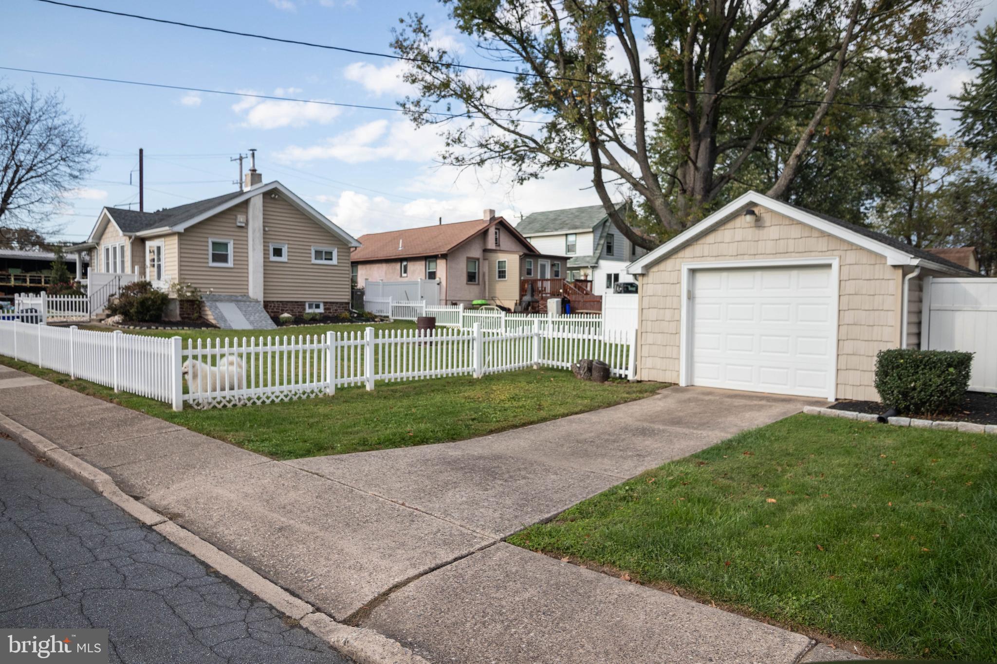 200 Jacksonville Road Hatboro, PA 19040 - Photo 4 of 16 Gallery Image 4