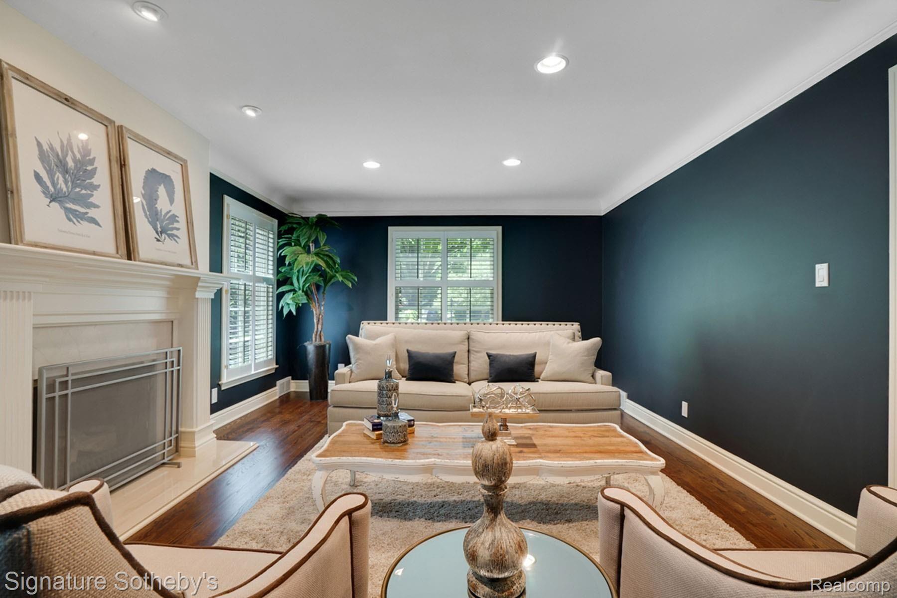 732 Covington Road Bloomfield Hills, MI 48301 - Photo 3 of 20 3 dsc02808-dsc02810.jpg