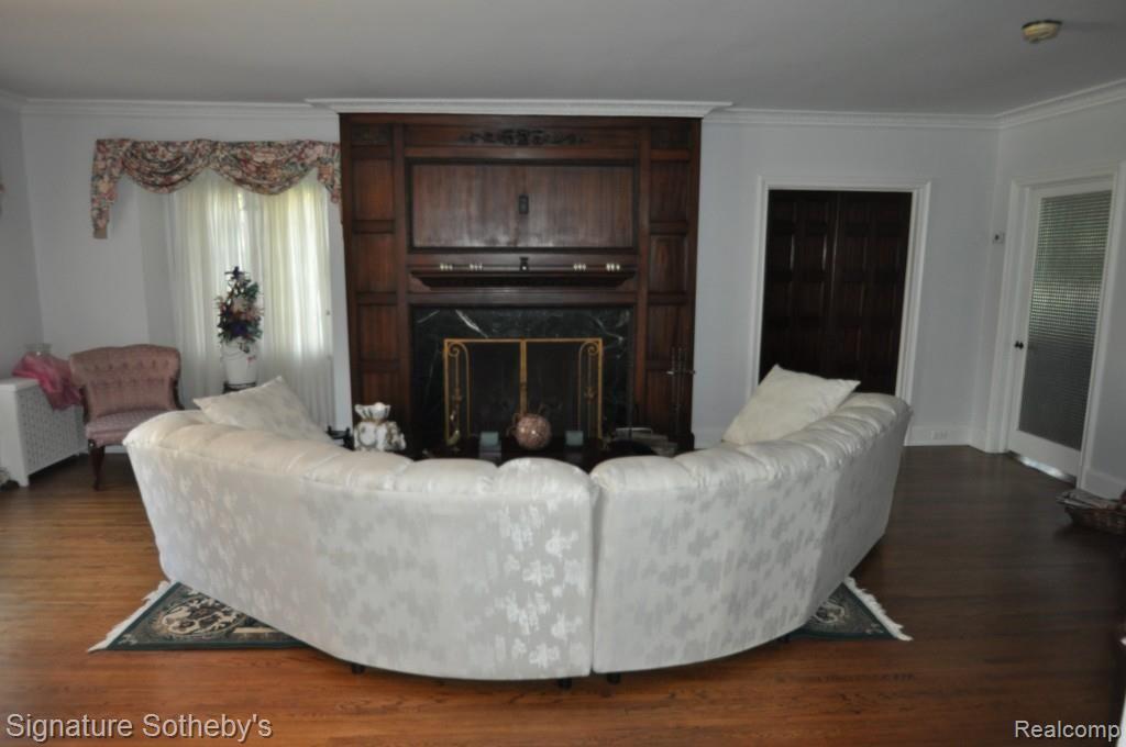 19485 Shrewsbury Road Detroit, MI 48221 - Photo 14 of 35 DSC_0244.jpg