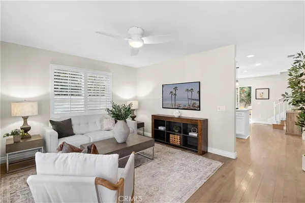 $1,100,000 | 695 Center Street, Unit B, Costa Mesa, CA 92627