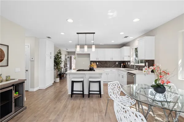 $1,100,000 | 695 Center Street, Unit B, Costa Mesa, CA 92627