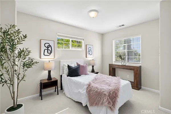 $1,100,000 | 695 Center Street, Unit B, Costa Mesa, CA 92627