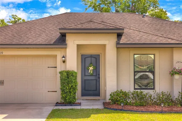 $279,000 | 309 Southern Winds Boulevard, DeLand, FL 32720