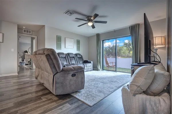 $279,000 | 309 Southern Winds Boulevard, DeLand, FL 32720