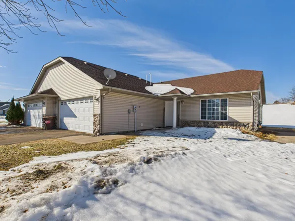 $245,000 | 409 Bluebird Street, Mora, MN 55051