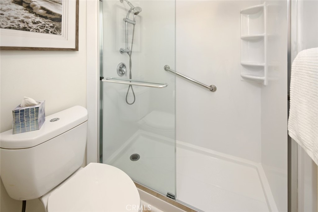 617 East Pine Avenue El Segundo, CA 90245 - Photo 27 of 31 a bathroom with a toilet and a shower