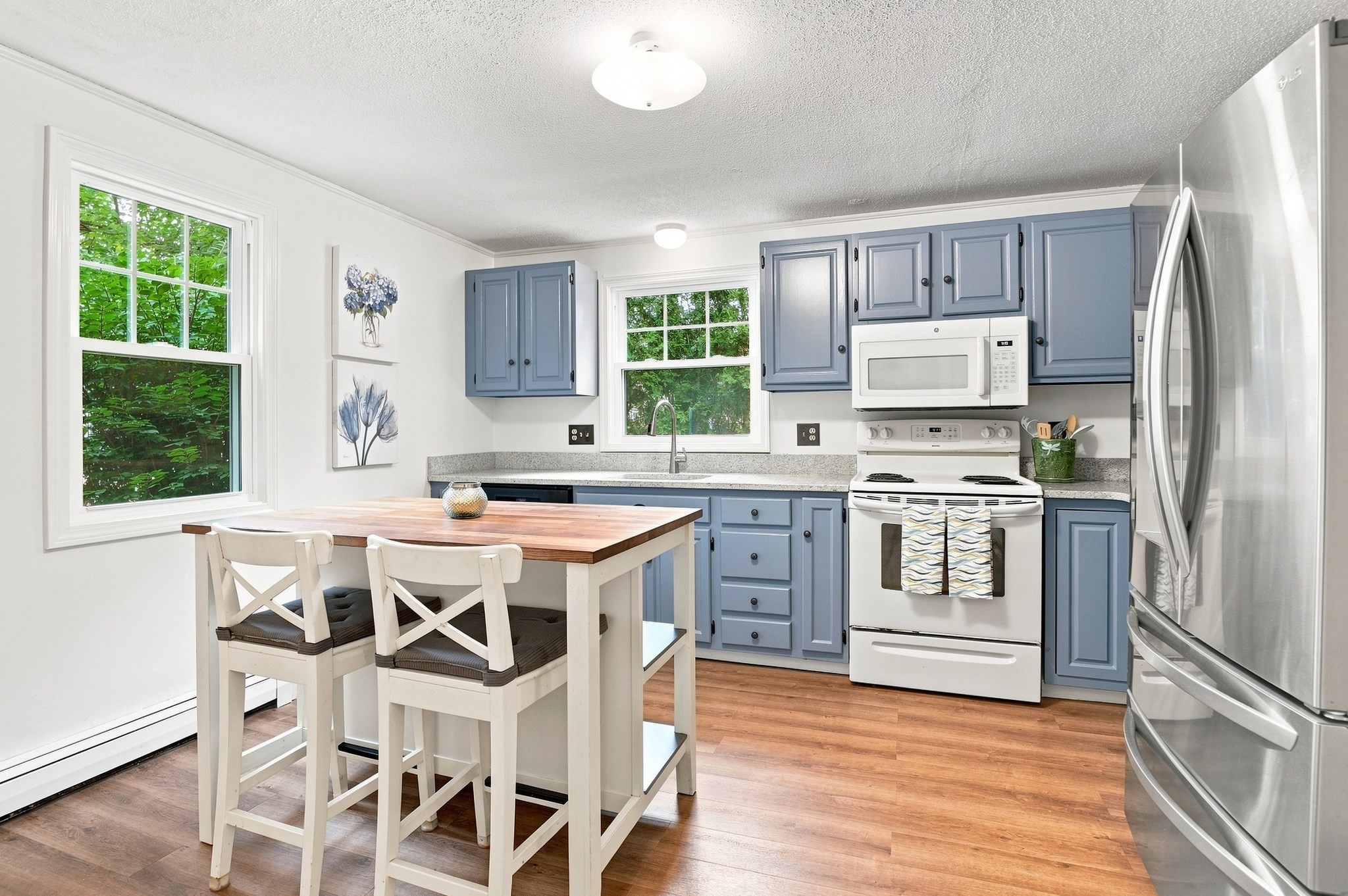 6 Carp Road Milford, MA 01757 - Photo 8 of 38 Gallery Image 8