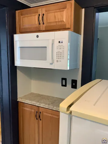 $459,777 | 811 Southwest Buchanan Street, Topeka, KS 66606