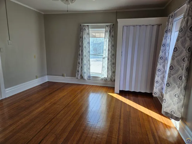 $459,777 | 811 Southwest Buchanan Street, Topeka, KS 66606