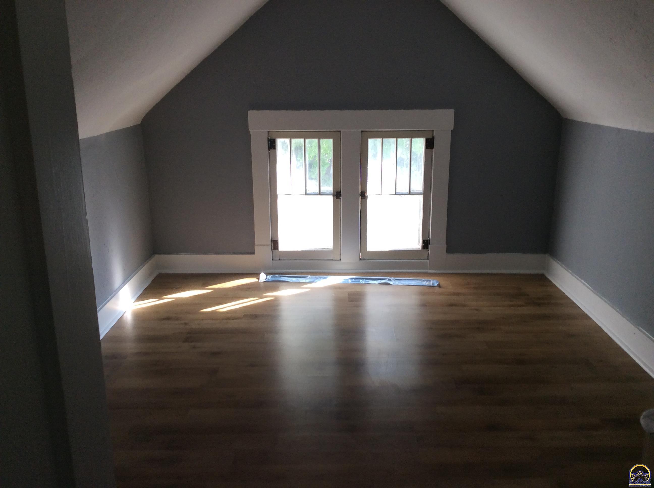 811 Southwest Buchanan Street Topeka, KS 66606 - Photo 35 of 37 Apt. 3