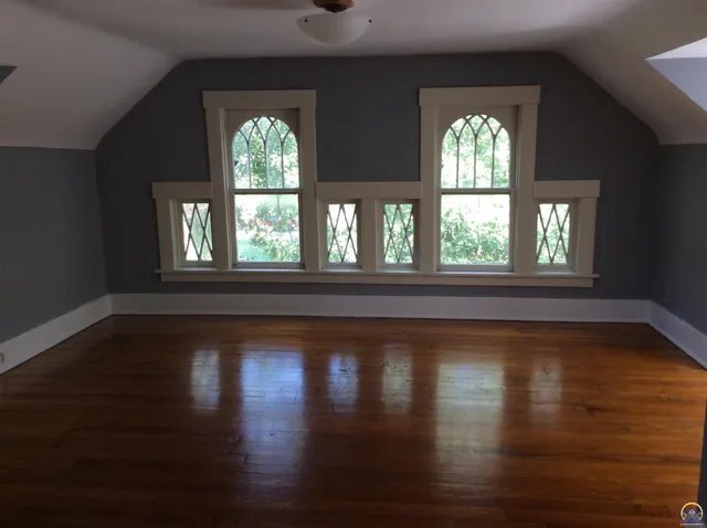 $459,777 | 811 Southwest Buchanan Street, Topeka, KS 66606