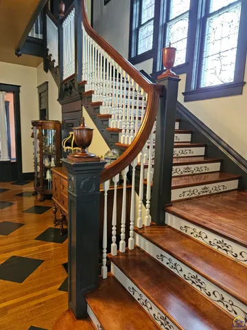 $459,777 | 811 Southwest Buchanan Street, Topeka, KS 66606