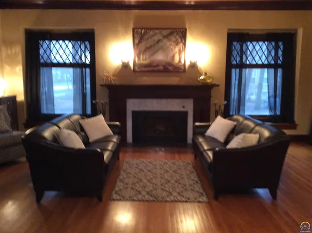 $459,777 | 811 Southwest Buchanan Street, Topeka, KS 66606