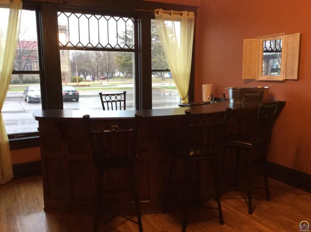 $459,777 | 811 Southwest Buchanan Street, Topeka, KS 66606