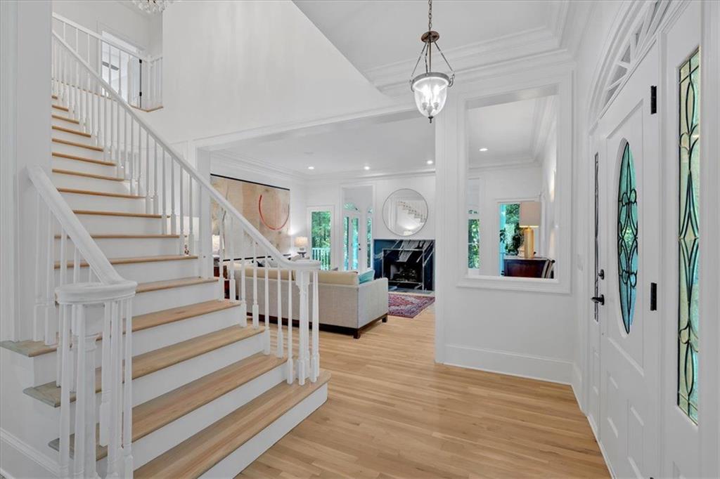 400 Old Ivy Road Northeast Atlanta, GA 30342 - Photo 11 of 114