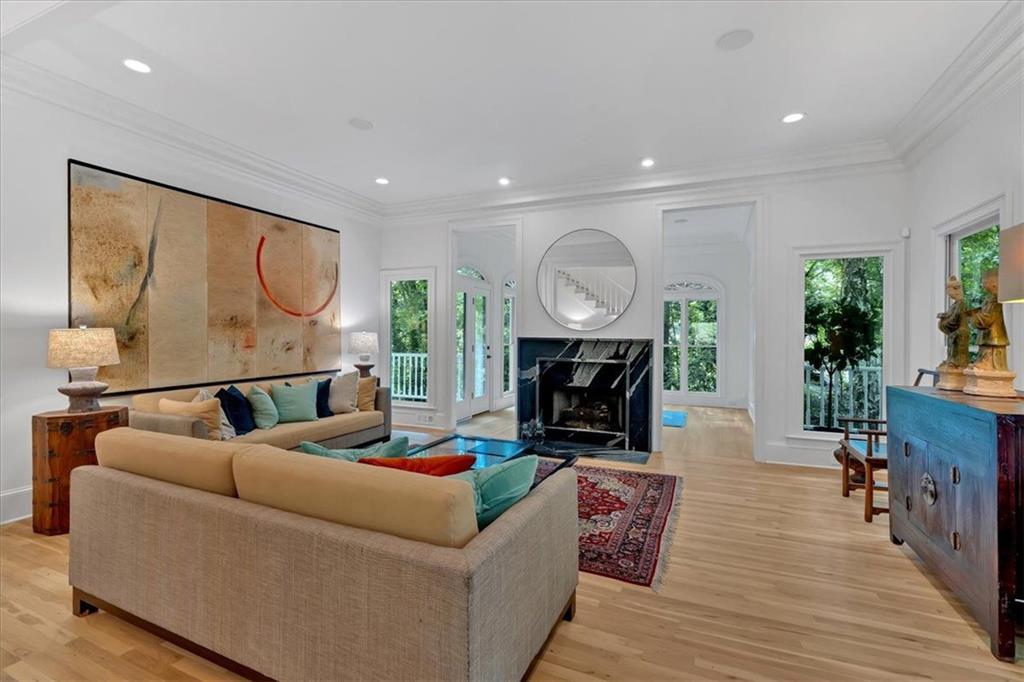 400 Old Ivy Road Northeast Atlanta, GA 30342 - Photo 12 of 114