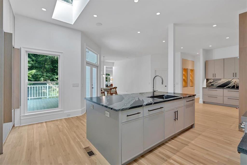 400 Old Ivy Road Northeast Atlanta, GA 30342 - Photo 30 of 114