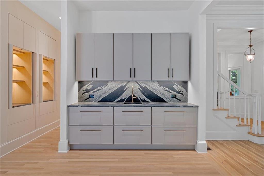 400 Old Ivy Road Northeast Atlanta, GA 30342 - Photo 31 of 114