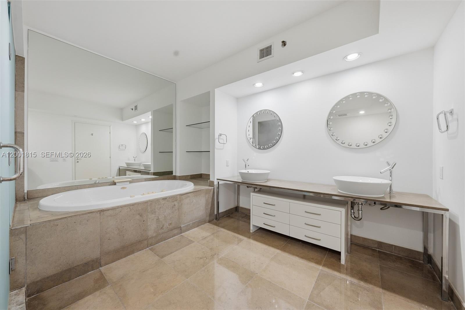 450 Alton Road, Unit 2704 Miami Beach, FL 33139 - Photo 9 of 15